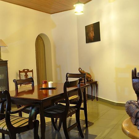 Ayubowan Guesthouse Negombo Exteriör bild
